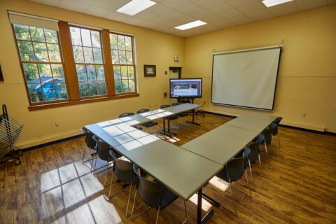 Meeting Room Reservation | Oscar Grady Public Library